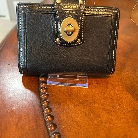 Coach | Bags | Coach Legacy Turnlock Walletagenda | Poshmark